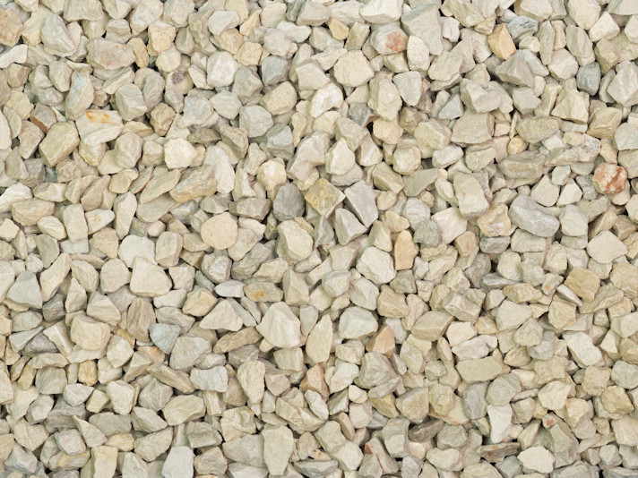 Cotswold Buff Gravel (Wet)