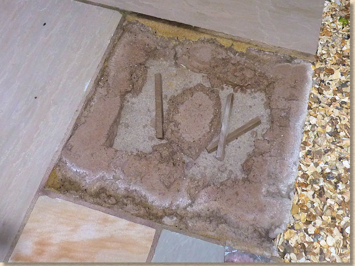 ring bedding benath flagstones ring bedding benath flagstones